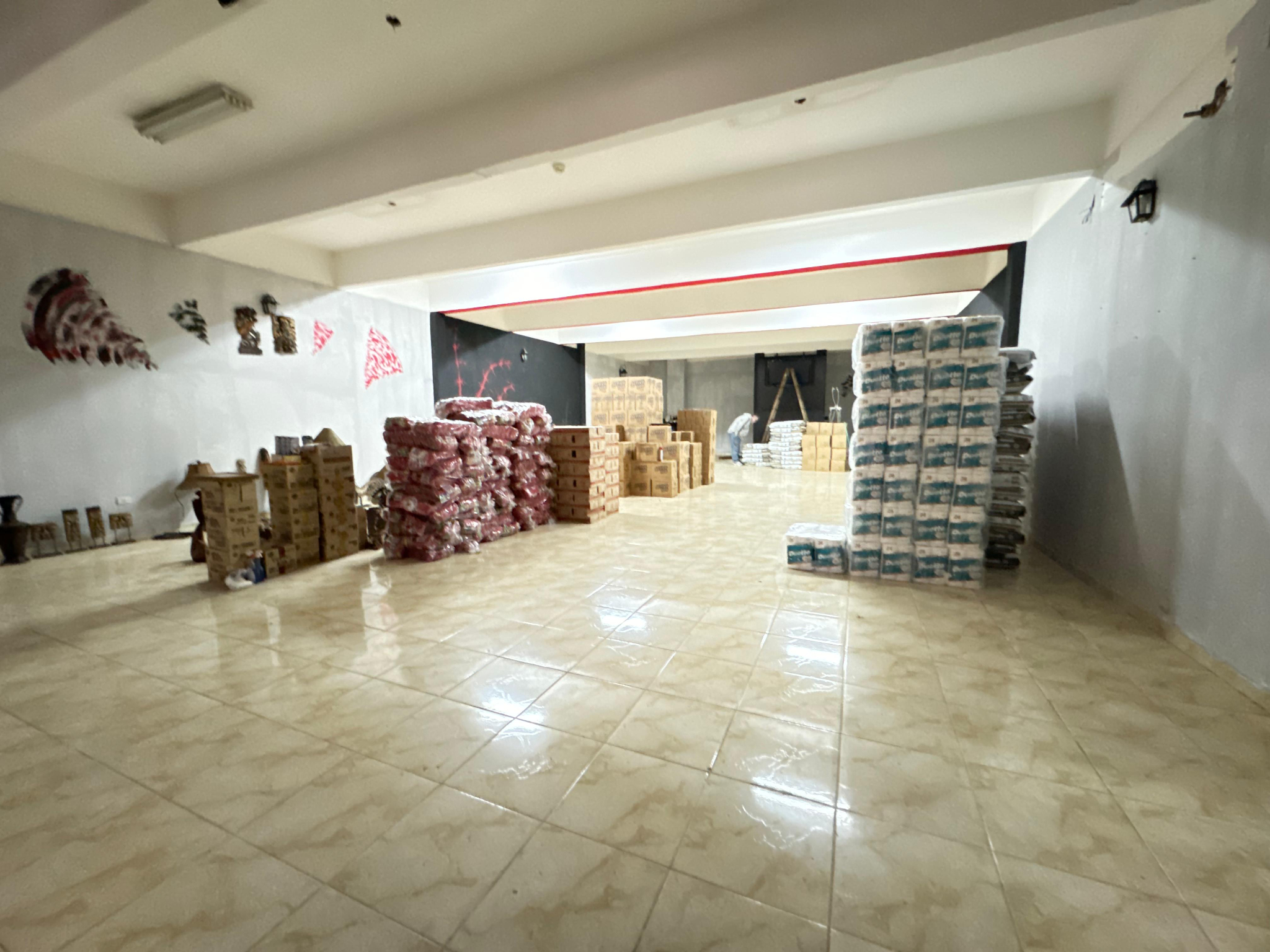 EDIFICIO CORPORATIVO EN VENTA – ZONA MERCADO 4 — foto 2