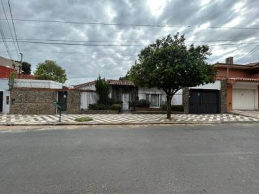 EN VENTA CASA EN BARRIO MBURICAO — foto 2