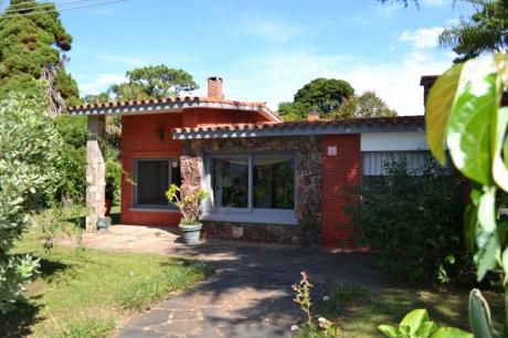 Casa En Venta. Muy Buena Zona.