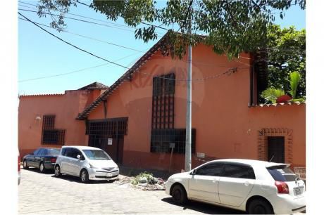 Casa A Una Cuadra Del Ccpa Centro