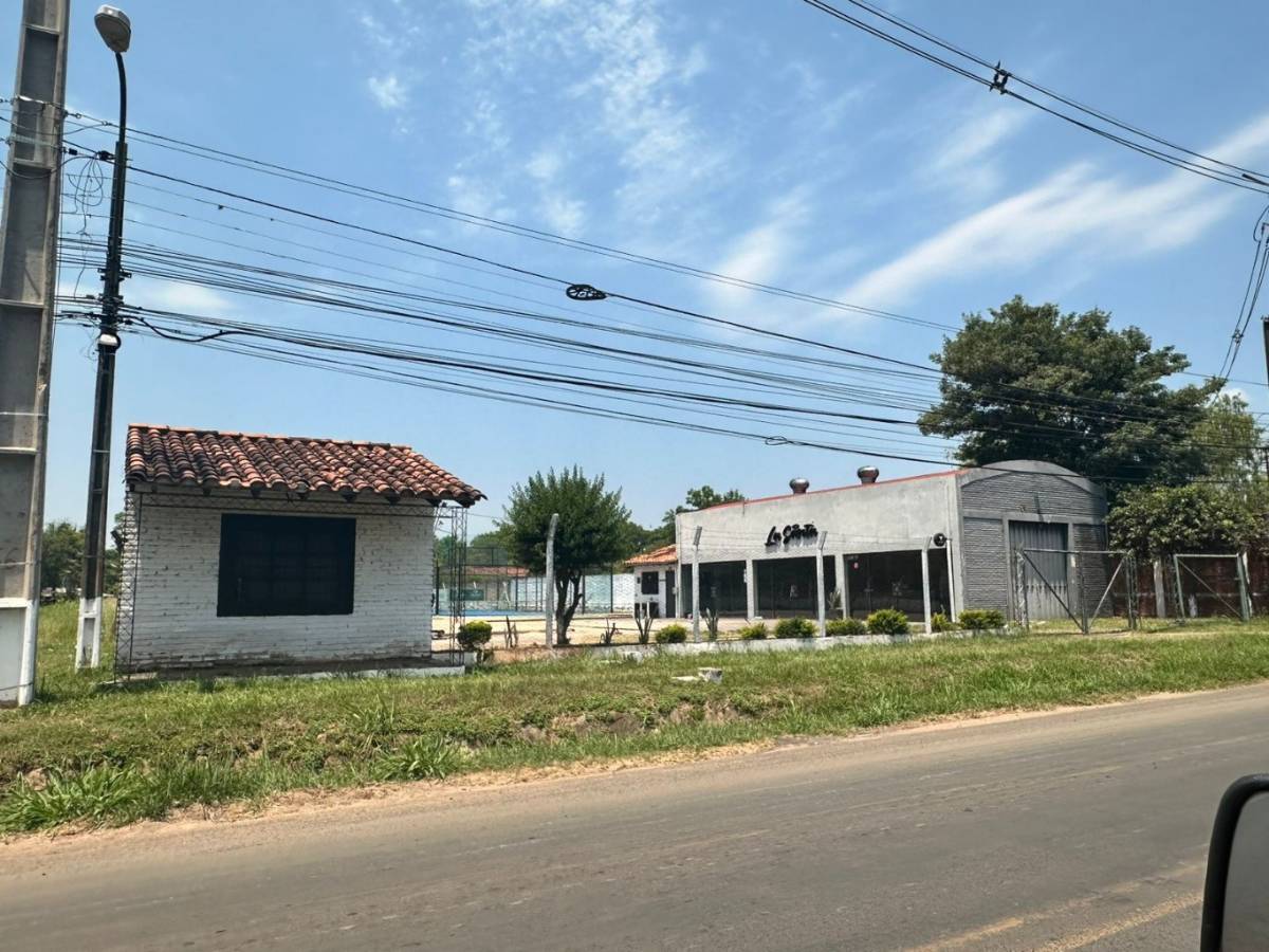VENDO COMPLEJO COMERCIAL — foto 3