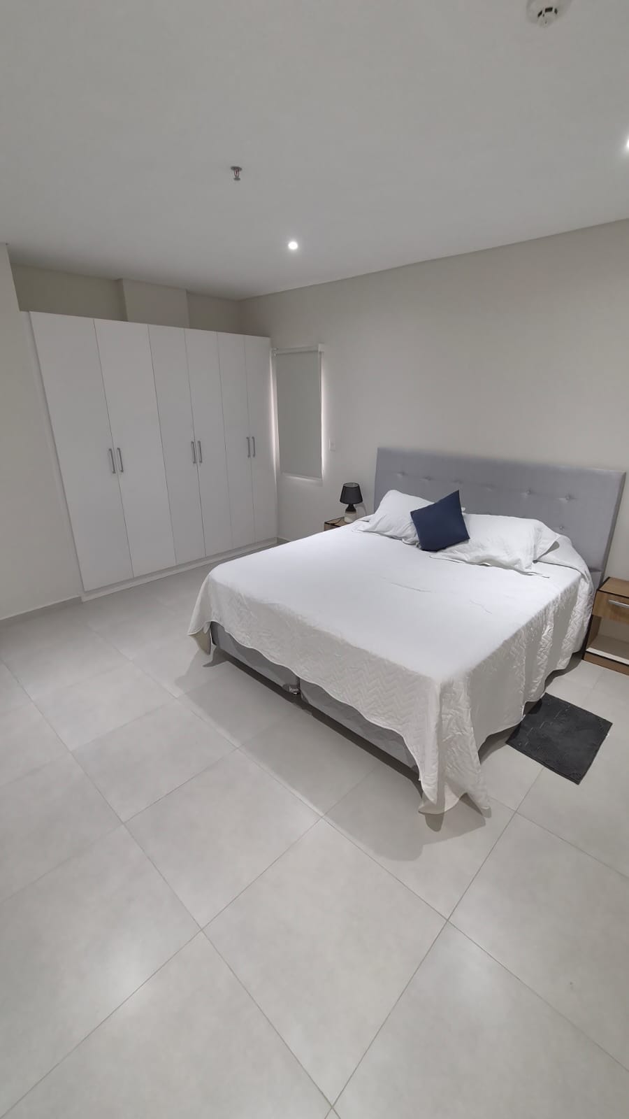 Alquilo departamento de 2 dormitorios en Fernando de la Mora – Gs. 4.200.000 — foto 2