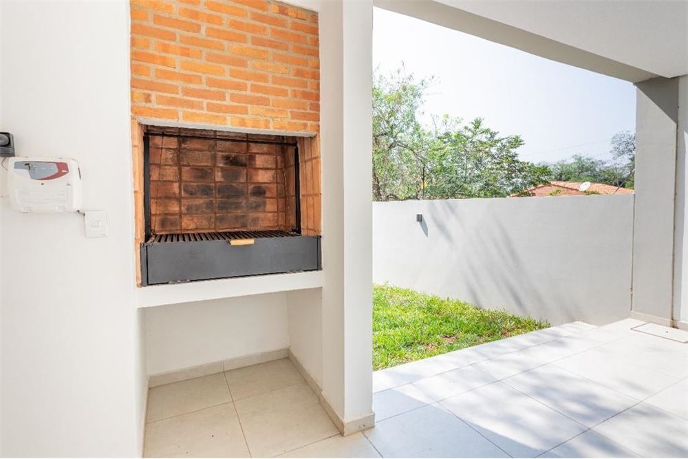 DÚPLEX EN LOMA MERLO, LUQUE — foto 3