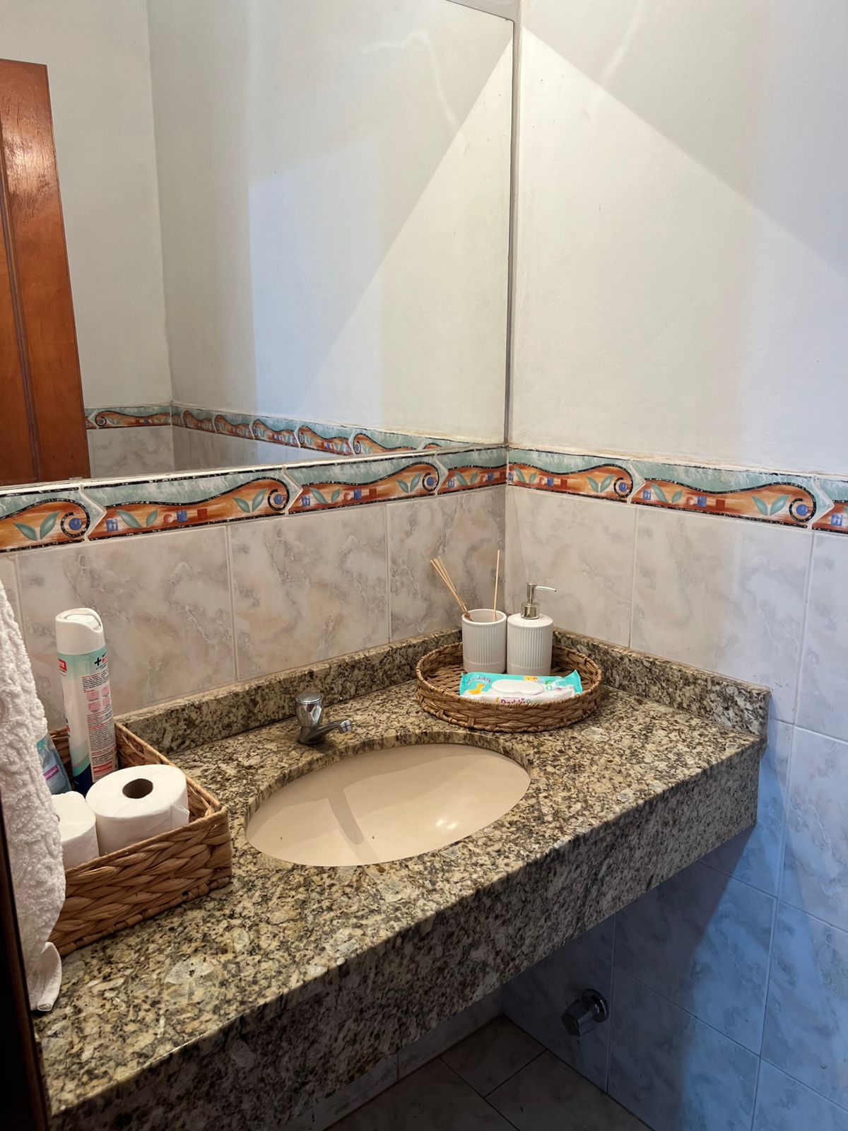 EN VENTA DUPLEX EN SAN LORENZO ZONA MORAVIA Y SHOPPING PINEDO — foto 3