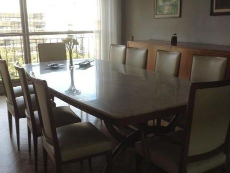 Apartamento De 4 Dorm. - Centro - Con Vista A La Plaza