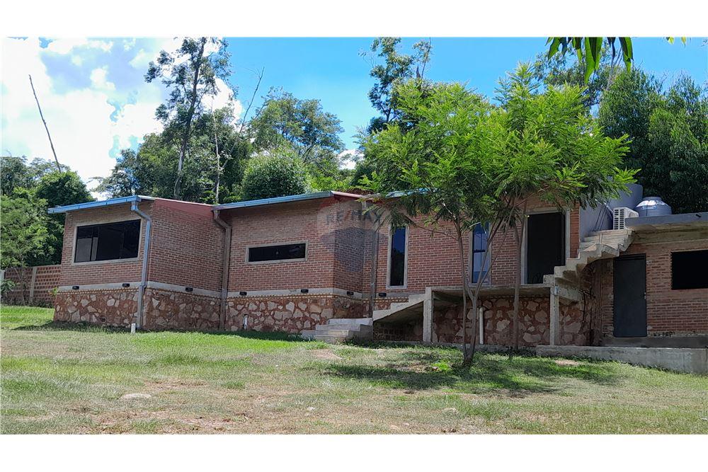 Casa - Alquiler - Itauguá, Paraguay — foto 2