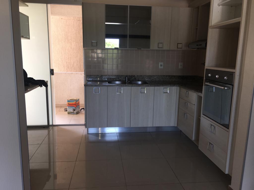 Alquilo departamento de 3 dormitorios en zona del  BCP — foto 2