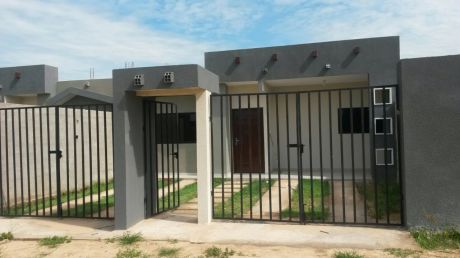 En Venta Hermosa Casa A Estrenar En El Mirador Aqualand