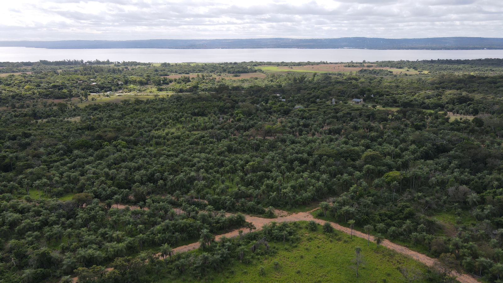 Amplio terreno ubicado a 800mts de Ruta Aregua - Ypacarai — foto 2