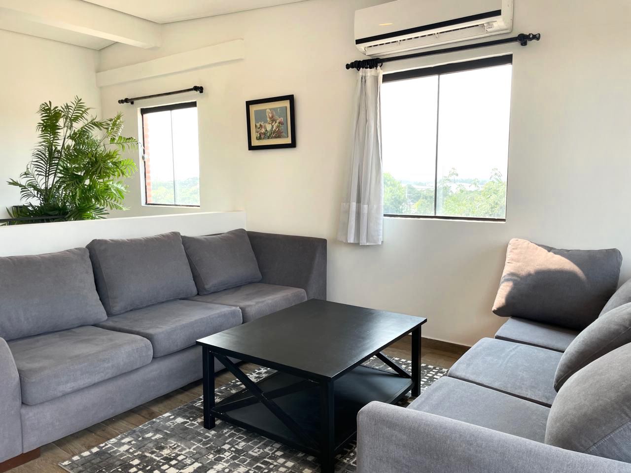 Alquilo Dúplex Amoblado de 3 Dormitorios en Surubi'i | Gs. 5.155.000 — foto 2