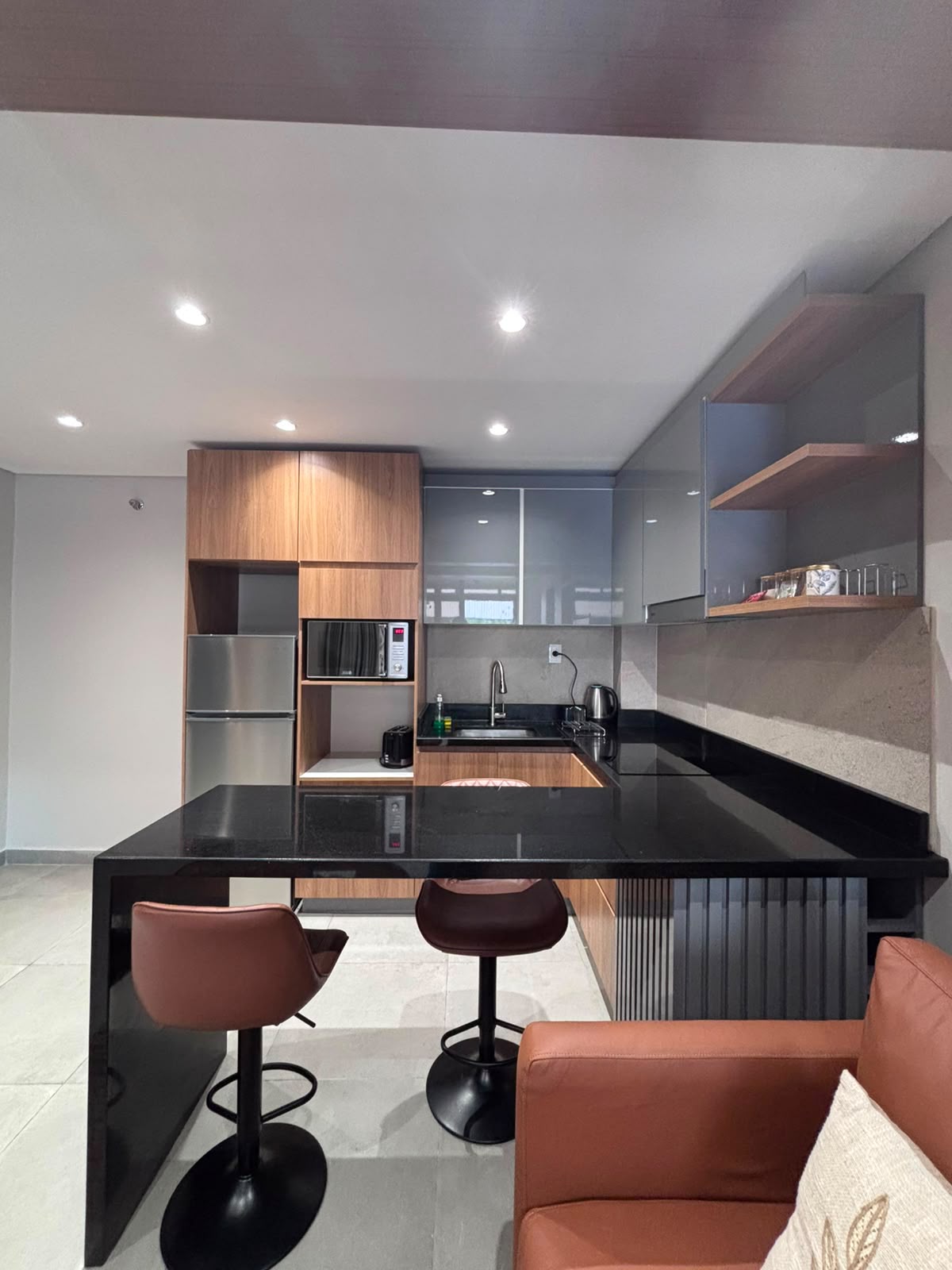 Alquilo Departamento Amoblado en Asunción | 2 Dormitorios | 76 m² — foto 3