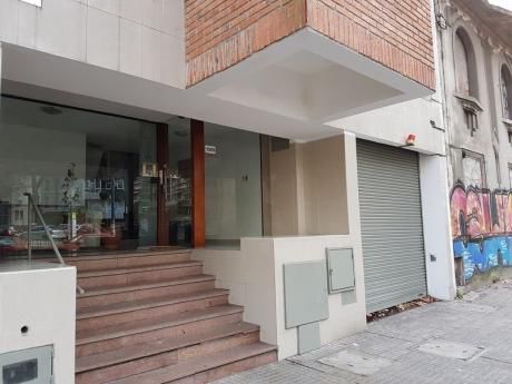 *** Reservado *** Apartamento Al Frente, Vista...garage !!