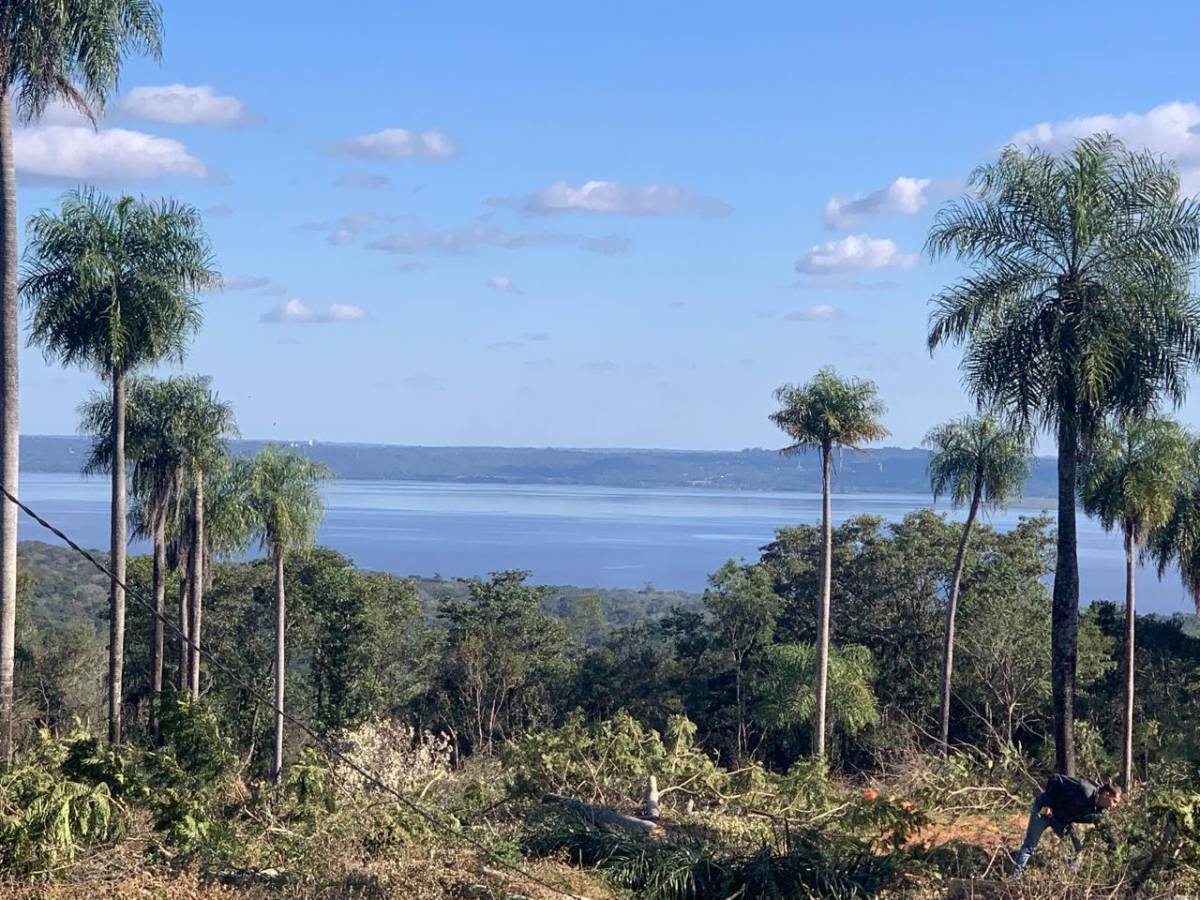TERRENO EN ALTURA CON HERMOSA VISTA AL LAGO EN CIERVO KUA - San Bernardino — foto 2