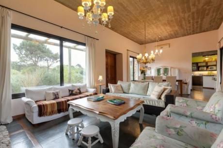 Espectacular Casa En Barrio Cerrado - 4 Y Dep.