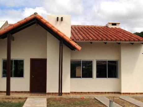 Casa En Venta Sobre Avenida