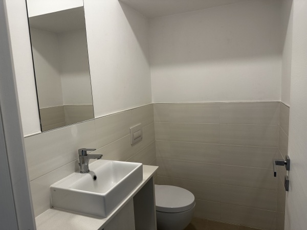 EN ALQUILER DEPARTAMENTO DE DOS DORMITORIOS EN BARRIO MARISCAL LOPEZ — foto 2