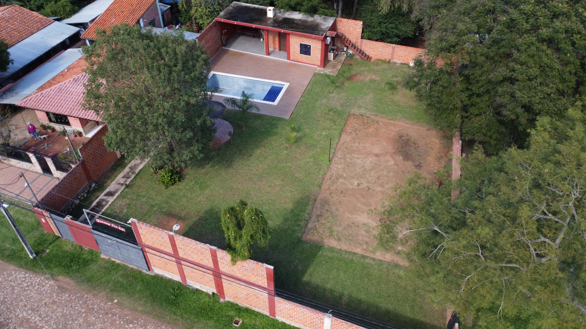 Vendo HERMOSA CASA QUINTA en Mariano R. Alonso — foto 2