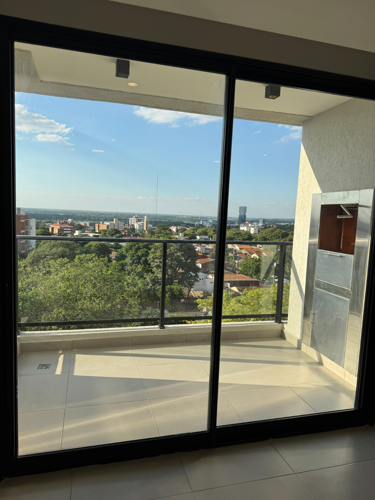 ALQUILO DEPARTAMENTO DE 1 DORMITORIO A ESTRENAR EN EL EDIFICIO MARSELLA — foto 2
