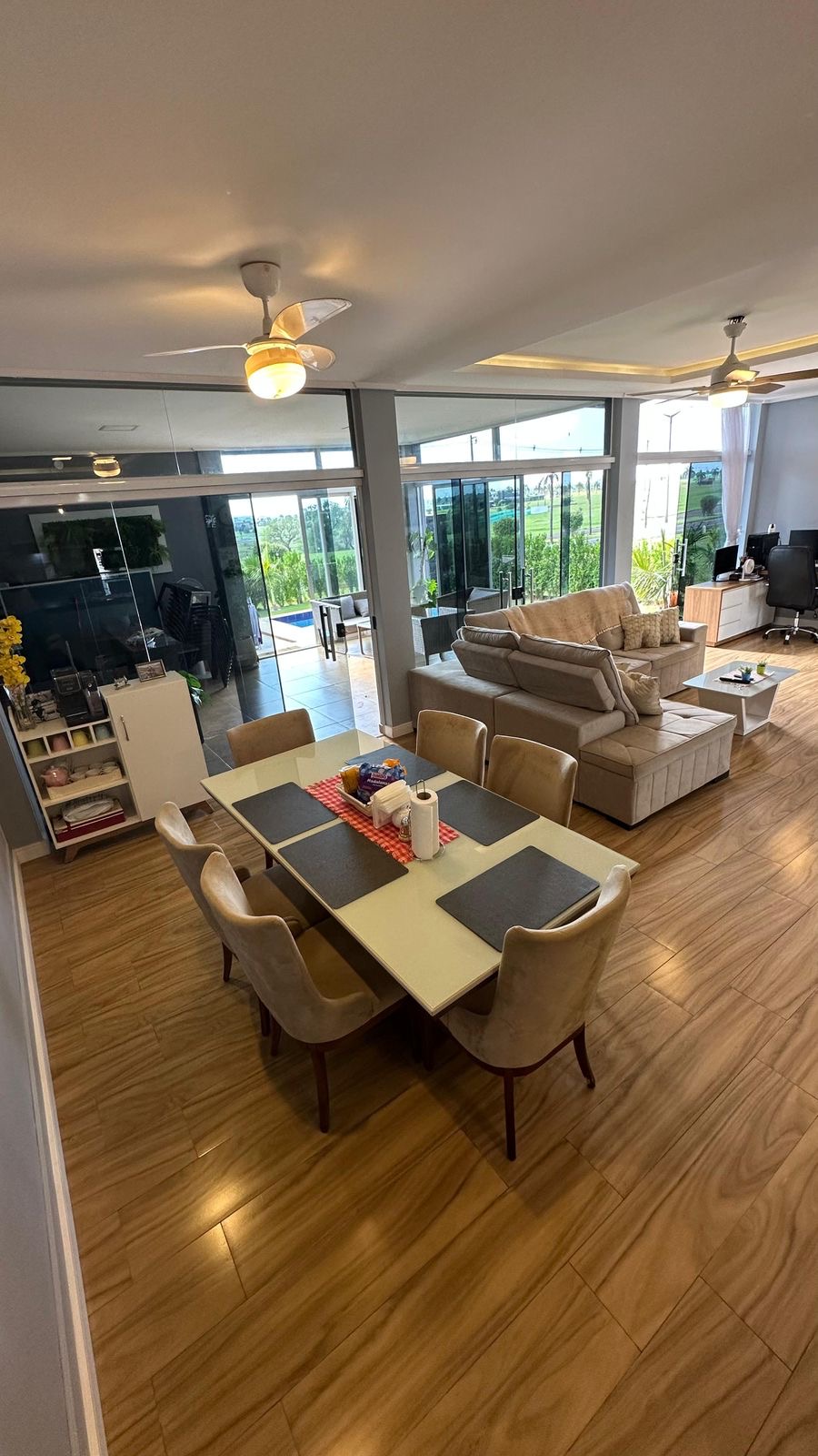 En Venta Exclusiva Residencia en el Condominio Costa del Lago — foto 3