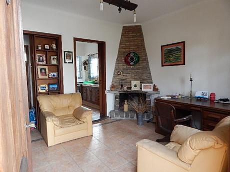 Buena Casa En Prado Norte A Mts De Molinos De Raffo