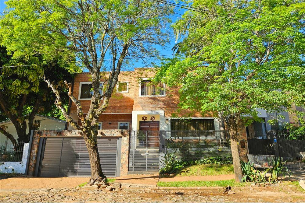 Casa en alquiler en Mburucuyá