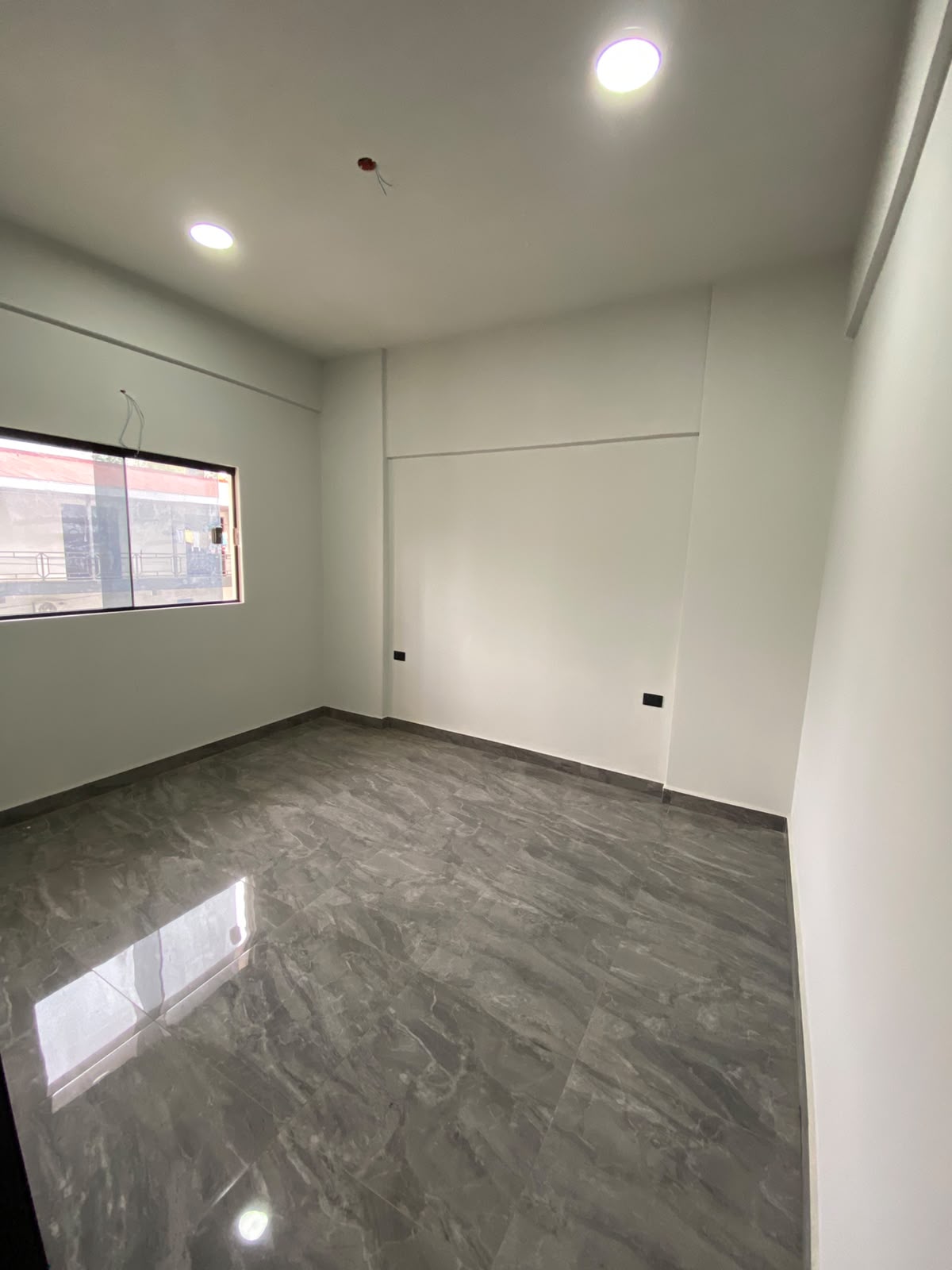 ALQUILO DPTO DE UN DORMITORIO ZONA HOSPITAL UNIVERSITARIO SAN LORENZO — foto 2