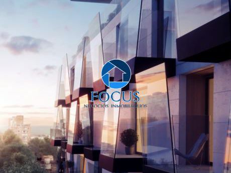 Venta Apartamento 1 Dormitorio, 2 Balcones, A Cuadras De La Rbla
