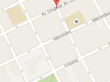 Oportunidad, Local Comercial Con Deposito A 3 Cuadras De 18 De Julio