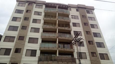 Hermoso Y Amplio Departamento. Prox Av. América.