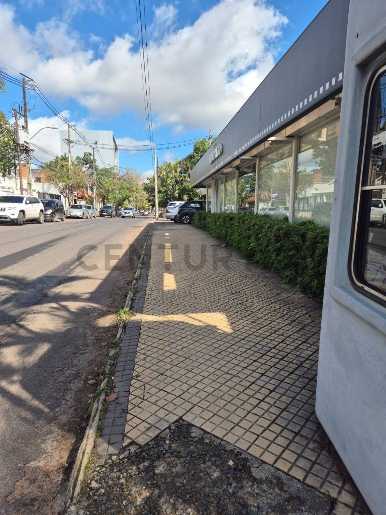 Residencia en esquina sobre Brasilia a metros embajada USA — foto 3