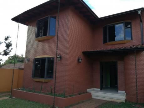 Vendo Hermosa Residencia En Mariano Roque Alonso