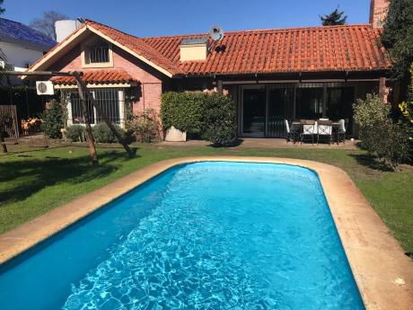 Muy Buena Casa Completamente Reciclada