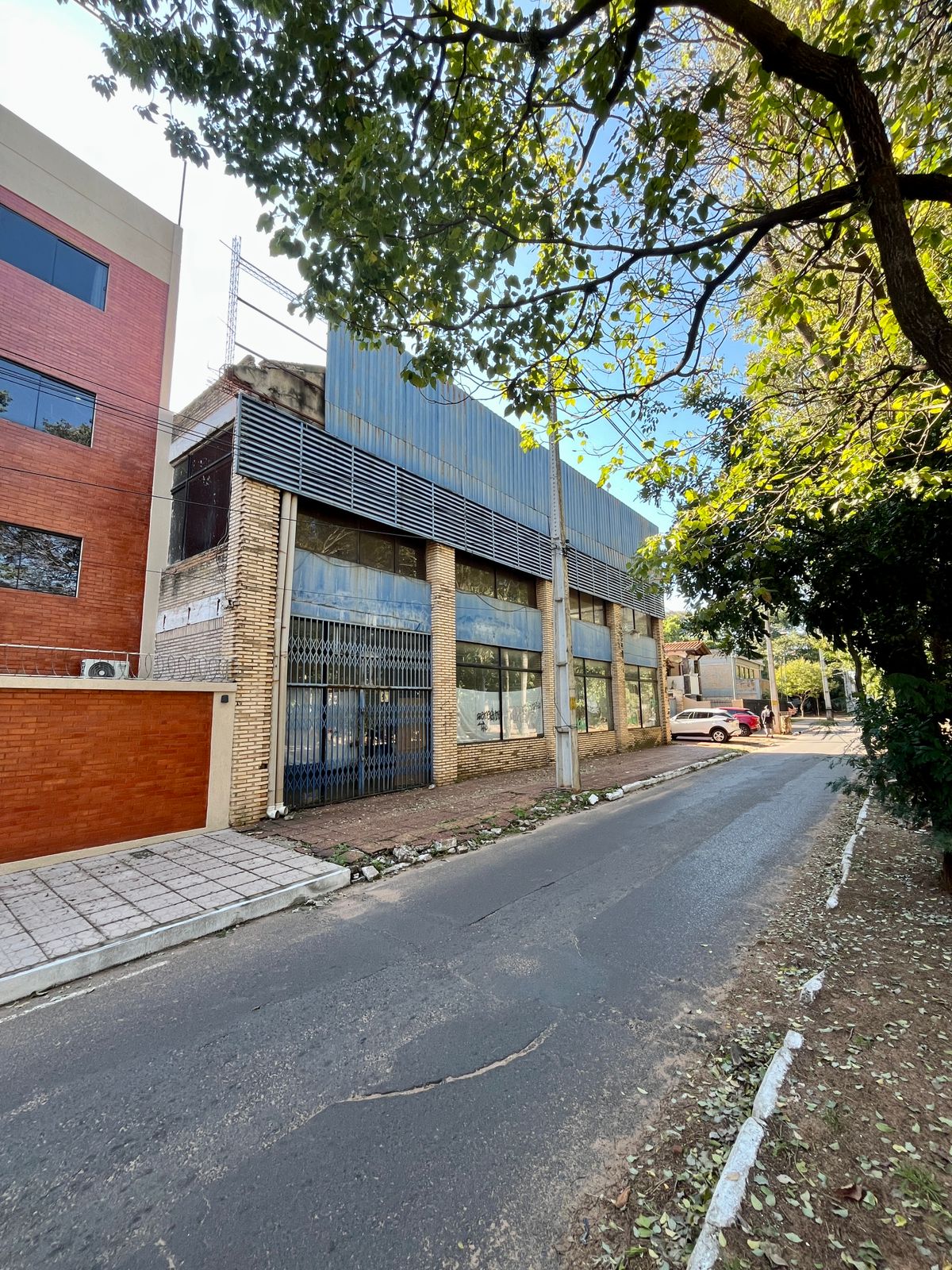 Alquilo tinglado depósito ex fábrica textil — foto 2