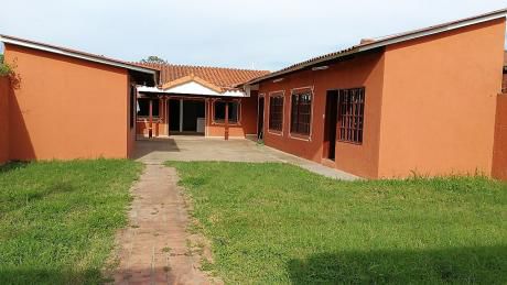 Casa En Venta Av. Cumavi Entre 7mo Y 8vo Anillo