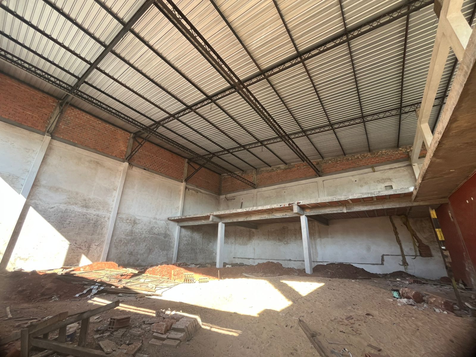 Alquilo Depósito /Tinglado Estratégico en Lambare — foto 2