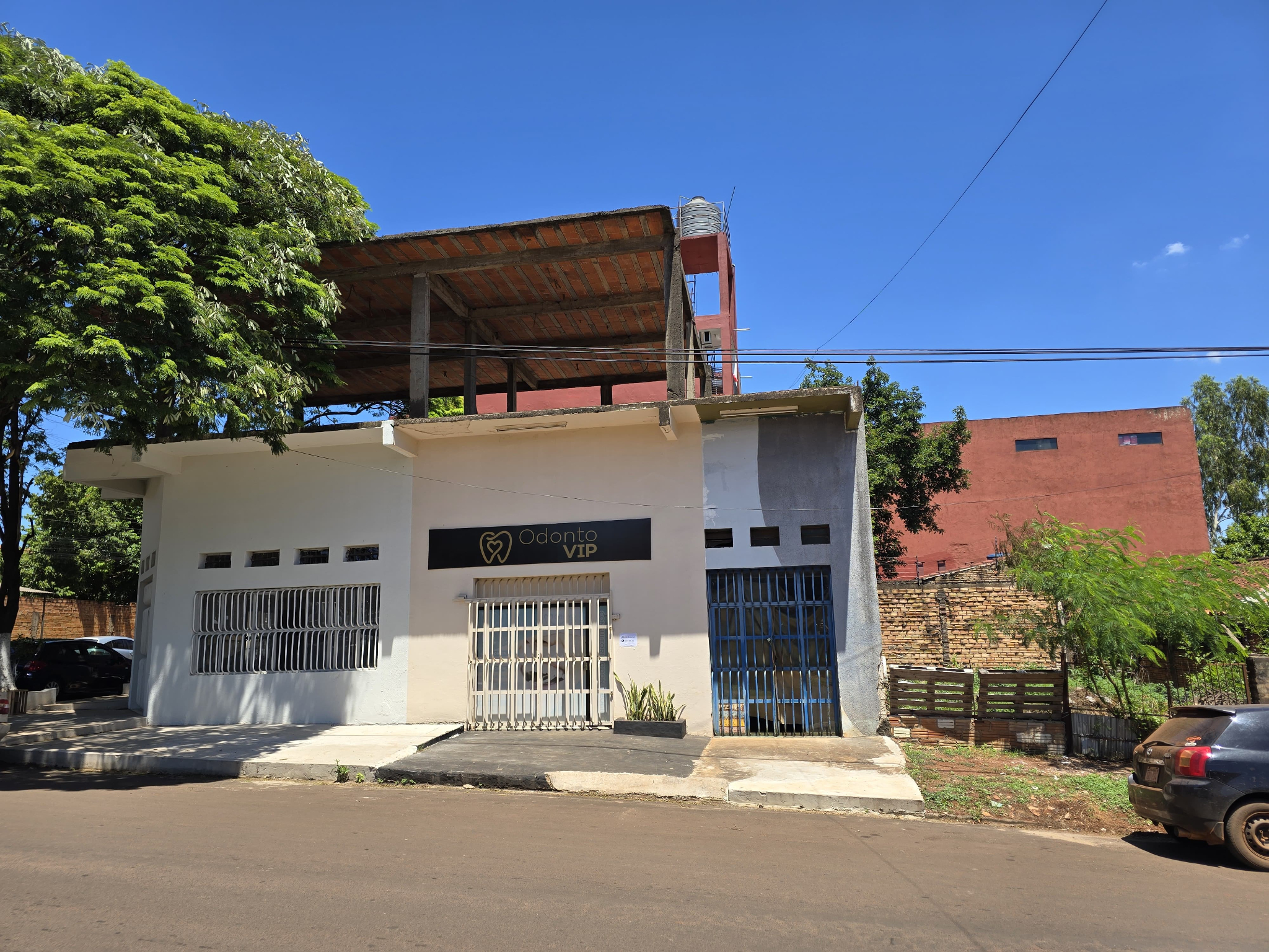 VENDO SALON COMERCIAL EN ESQUINA KM 4 CHE LA REINA — foto 2