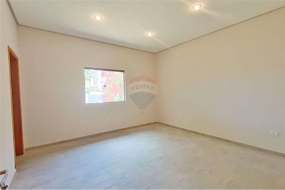 Vendo Residencia a Estrenar en Sadi I. San Ber — foto 3