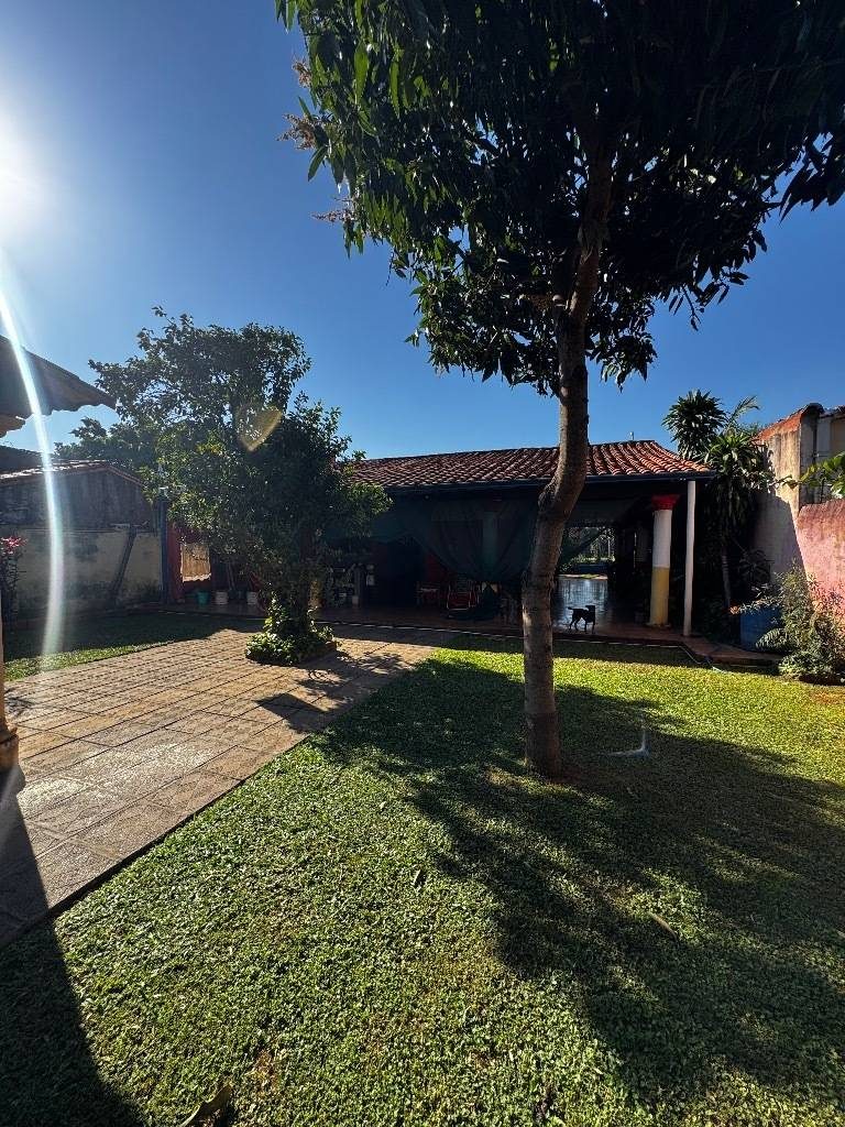 Vendo casa en luque barrio Loma Merlo — foto 2