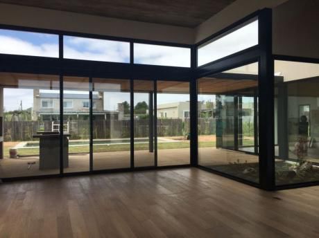 Viñedos De La Tahona Casa Premium A Estrenar, Para Inversión Con Renta