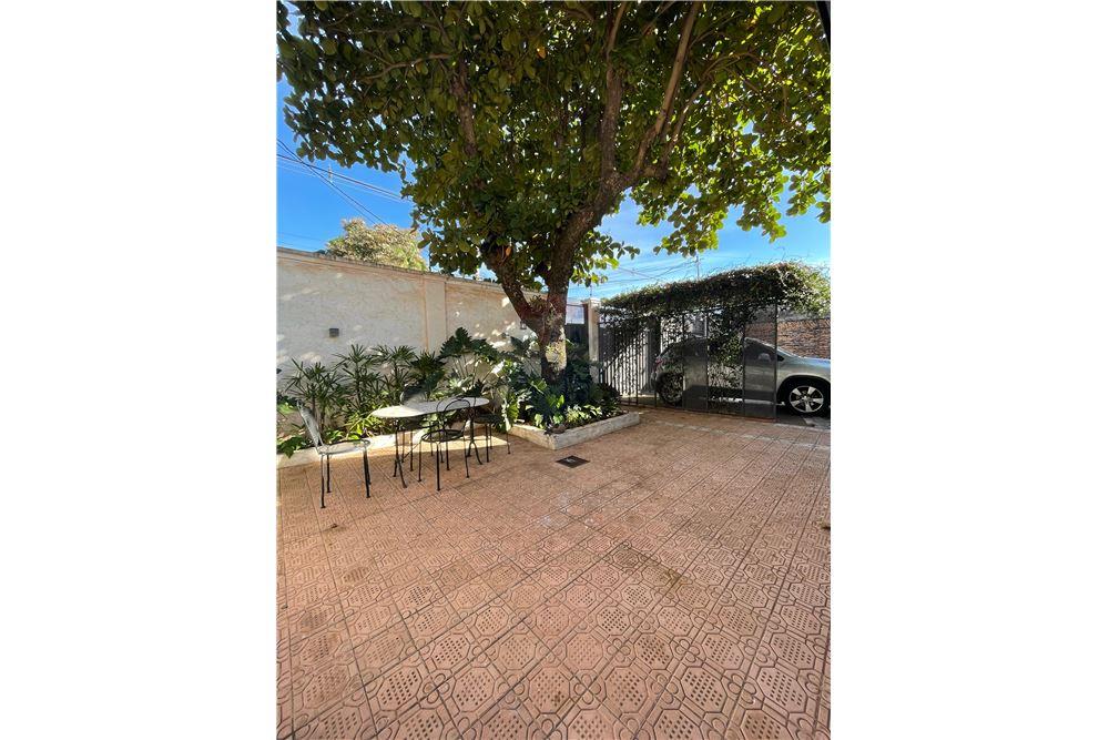 Vendo Casa Fdo.norte A Mtrs Del Los Jardines — foto 2