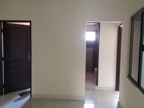 En Alquiler Casa De 2 Plantas En Zona Norte Av. Alemana 4to Anillo