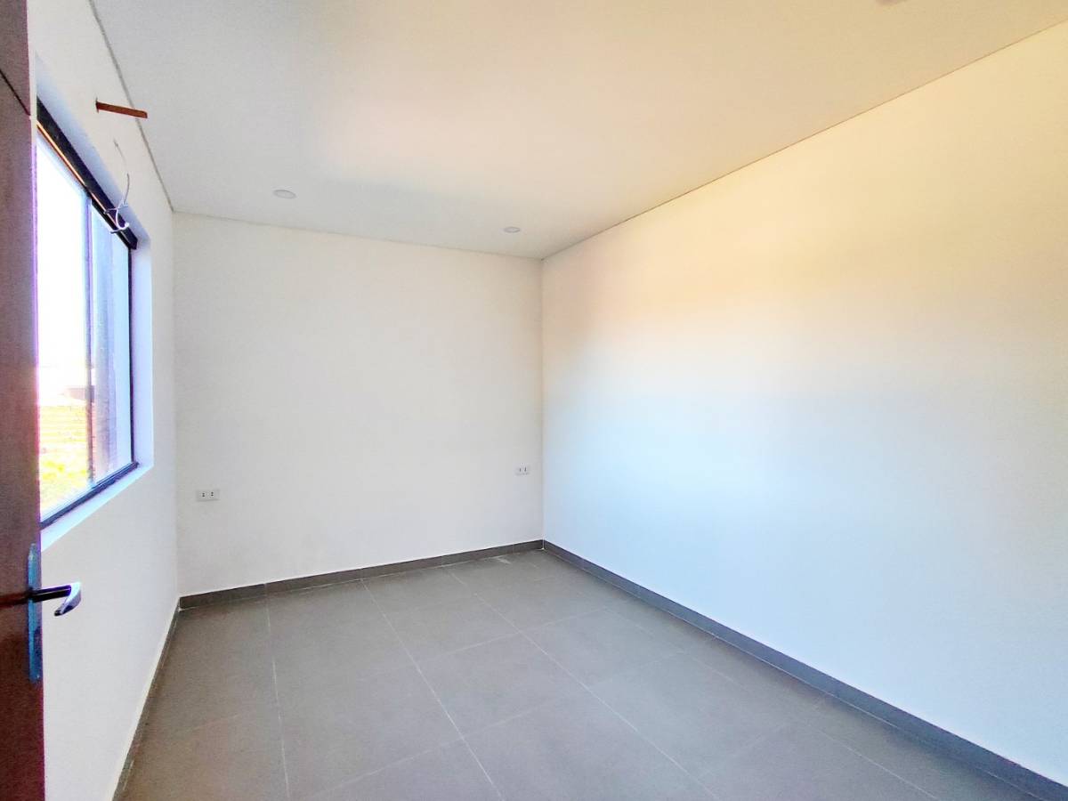 Vendo duplex a estrenar a 5 min de la municipalidad de Luque — foto 3