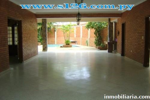 Casa en alquiler en Ycuá Satí