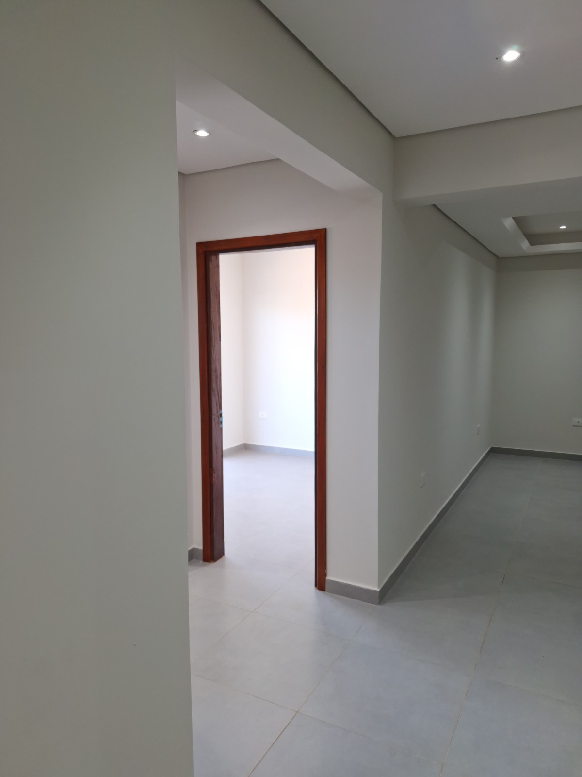Se alquila hermoso departamento de 3 dormitorios zona Shopping Pinedo — foto 3