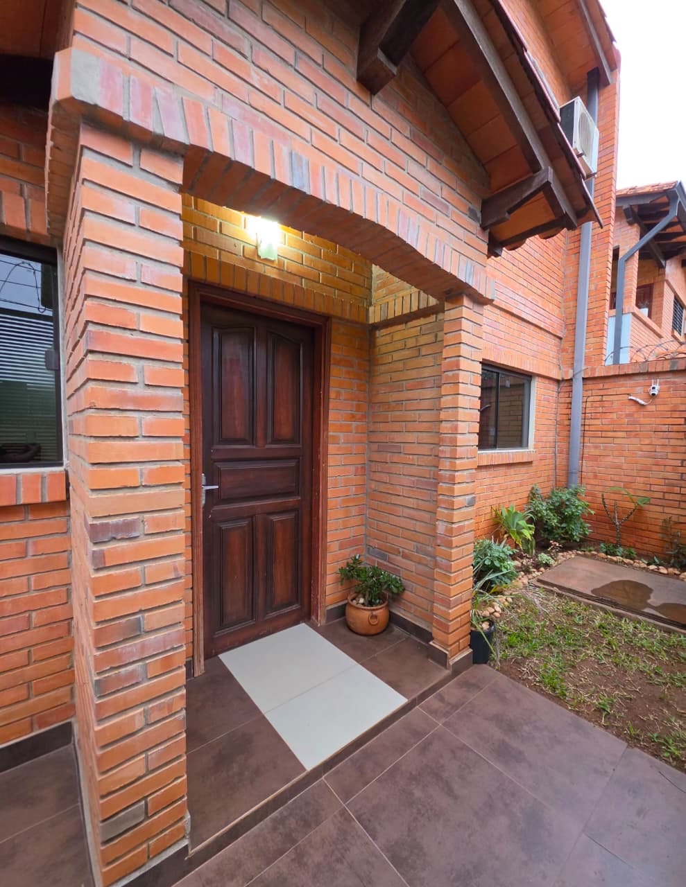 VENDO DUPLEX EN SAN LORENZO ZONA PINEDO COD 059* - foto 1