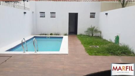 Vendo Dplex De 3 Suites En El Barrio Manora Con O Sin Muebles!!