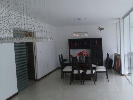 Casa En Venta En Condominio El Campanario