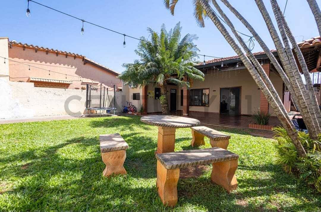 Venta de Casa en Fernando de la Mora, Central — foto 3