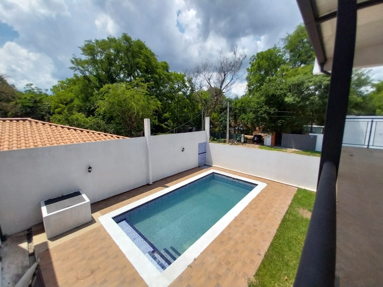 VENDO CASA A ESTRENAR EN SAN BERNARDINO A PASOS DE LA AVENIDA — foto 2