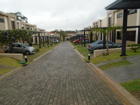 Alquilo Duplex A Estrenar, Boulevard Confederacion